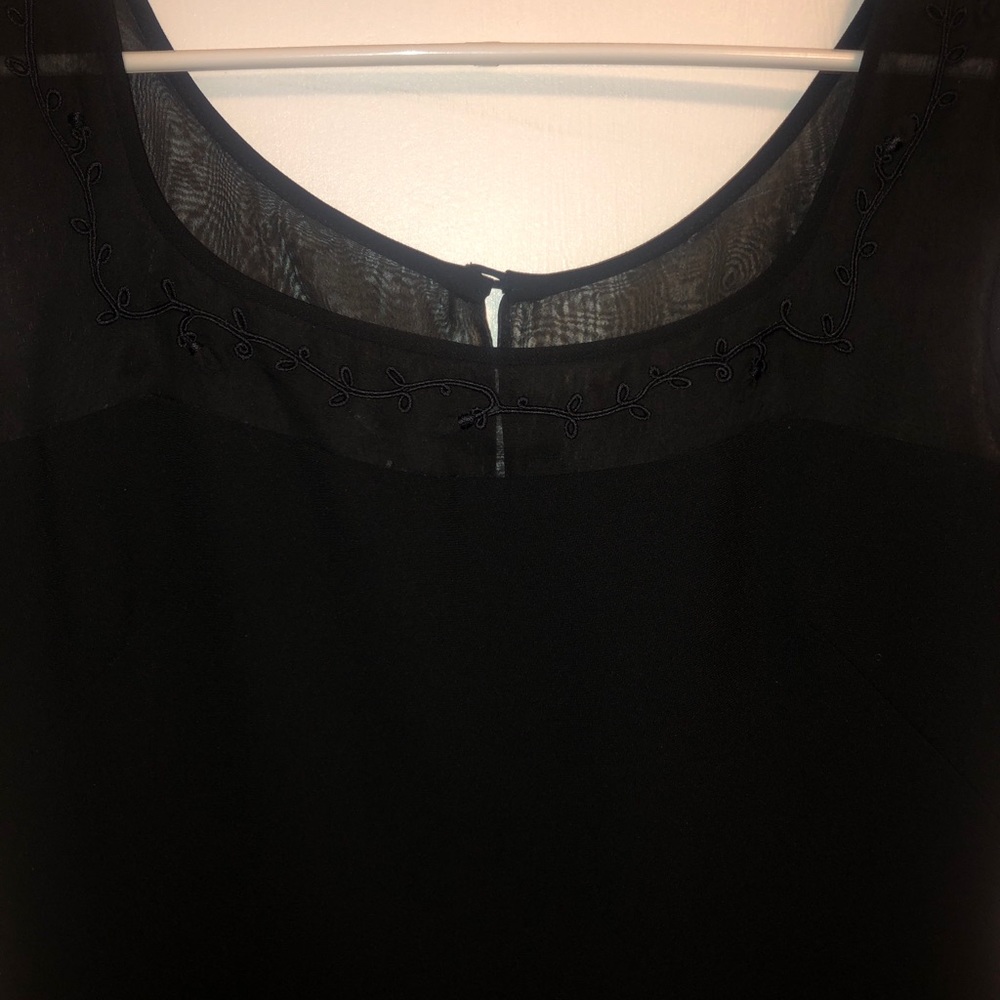 ANN TAYLOR- LITTLE BLACK DRESS - Picture 2 of 4